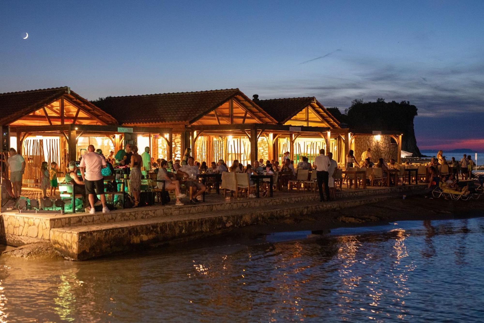 Roda Beach Resort & Spa Exterior foto
